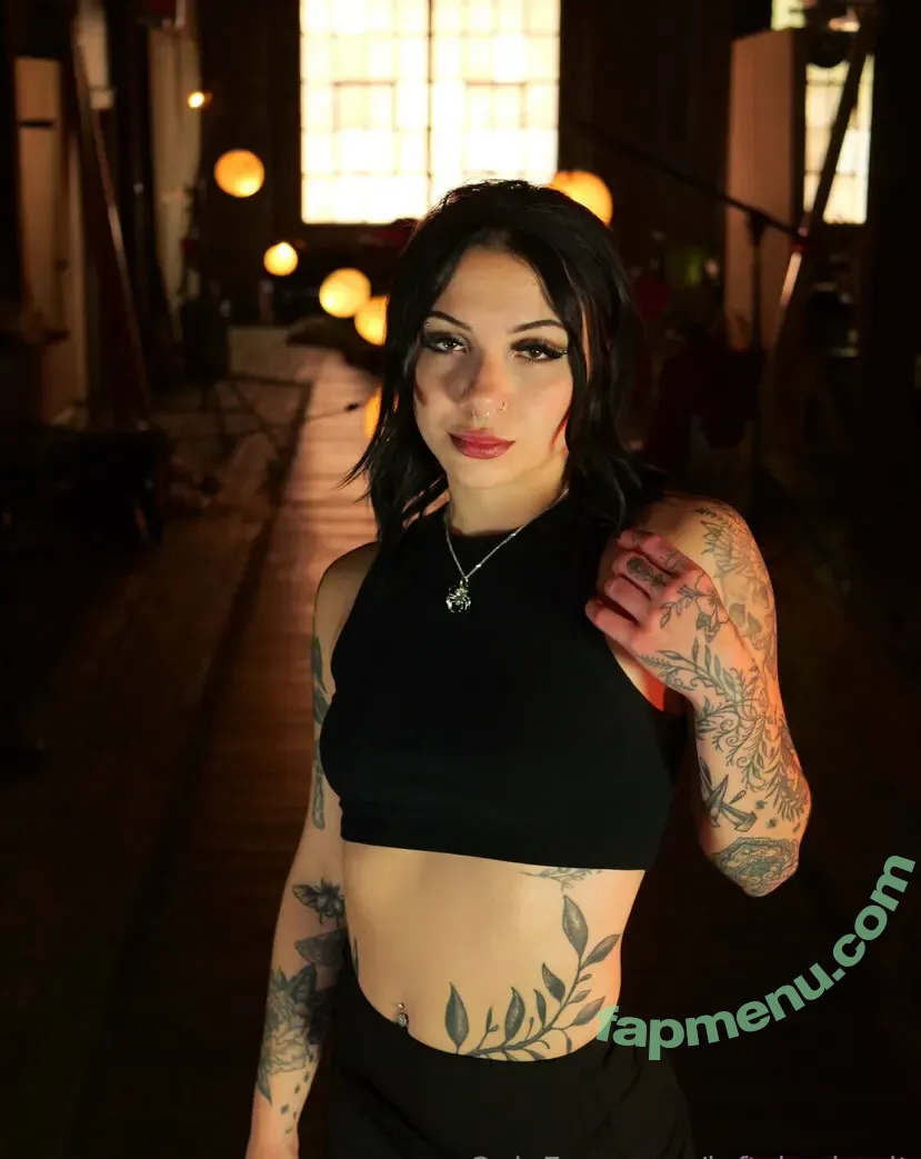 leftsharkcait nude photo #0113 (leftsharkcait)