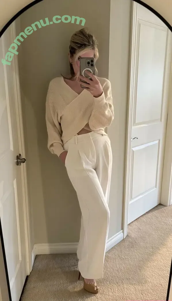 Legallymel nude photo #0006 (Legally_mel)