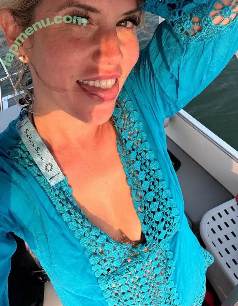 Legallymel nude photo #0027 (Legally_mel)