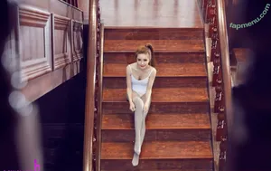 Legbaby Model / jo.searle13 / spider.legs nude photo #0471