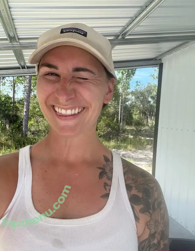 legsfordays1 nude photo #0087 (legsfordays1)