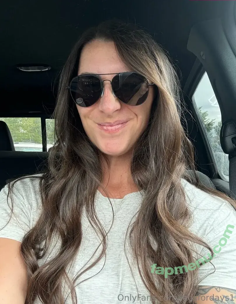 legsfordays1 nude photo #0105 (legsfordays1)