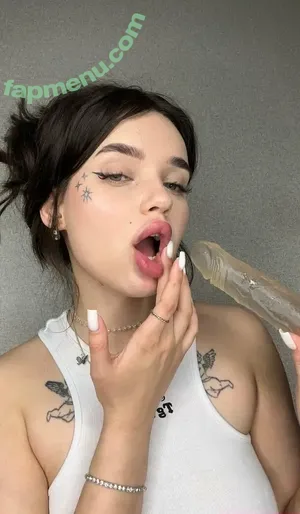leia_spicy / leiaspicy nude photo #0002