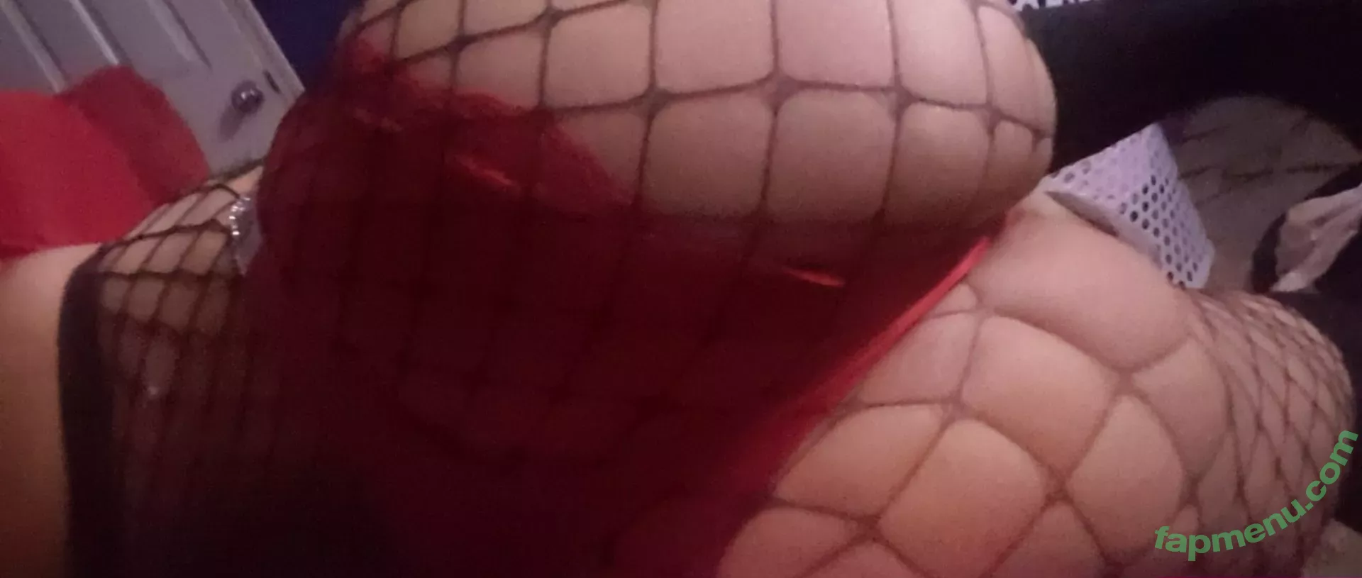 Leighbunbun nude photo #0013 (Leighbunbun)