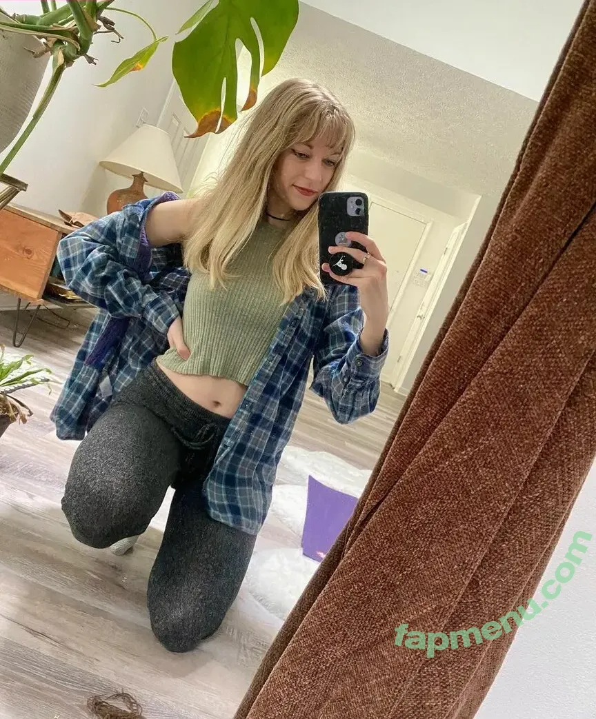 LeighXP nude photo #0022 (LeighXP)