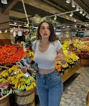 Leila Faler / Leilaluuu / Luscomical nude photo #0010