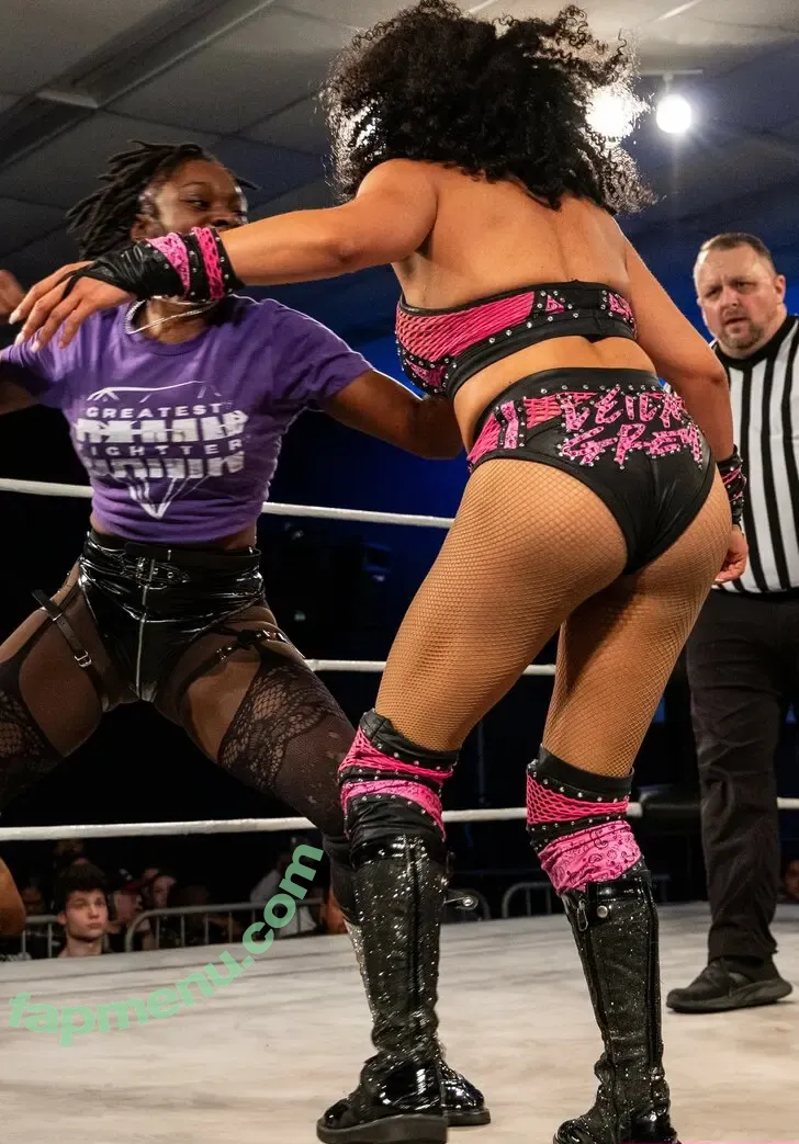 Leila Grey nude photo #0321 (Miss_LeilaGrey / dear.leyla)