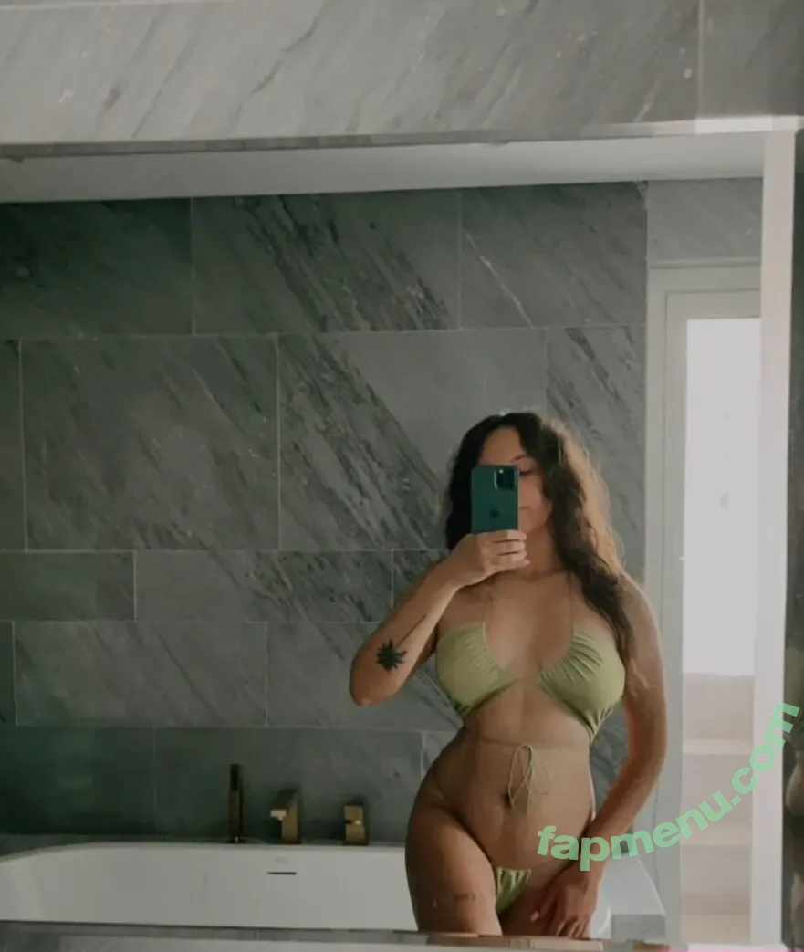 Leila Hadid nude photo #0002 (Leila Hadid)