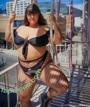 Leila Lewis / leilalewisx / onlyleilalewis / theleilalewis nude photo #0072