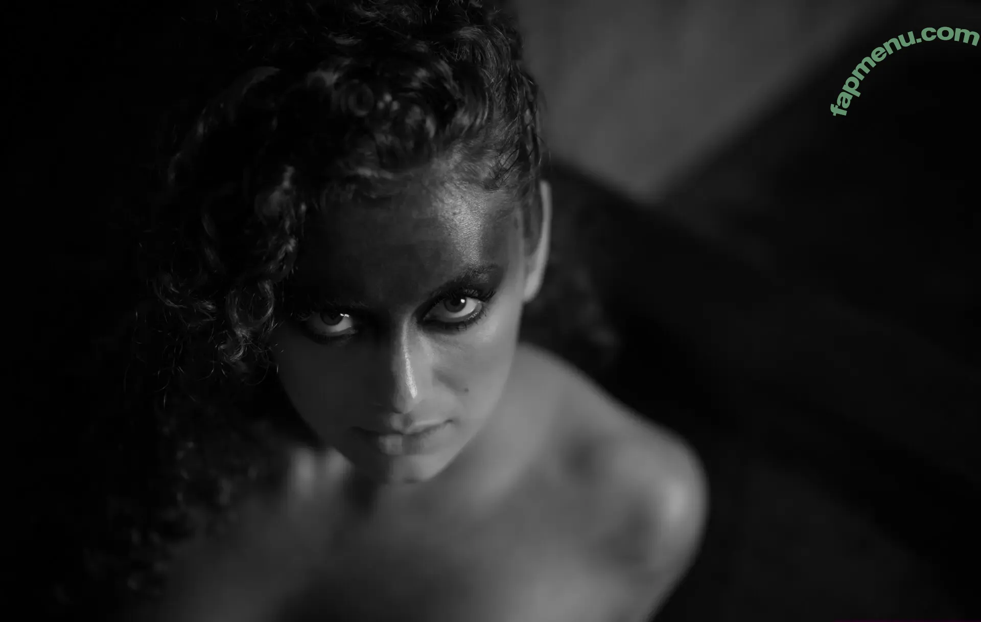 Leila Lowfire nude photo #0616 (Leilalowfire1 / leilalowfire)