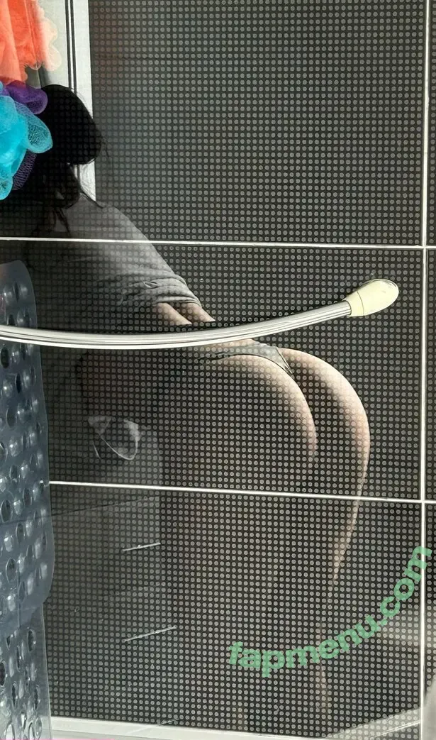 leilababyxo nude photo #0038 (leilababyyxo)