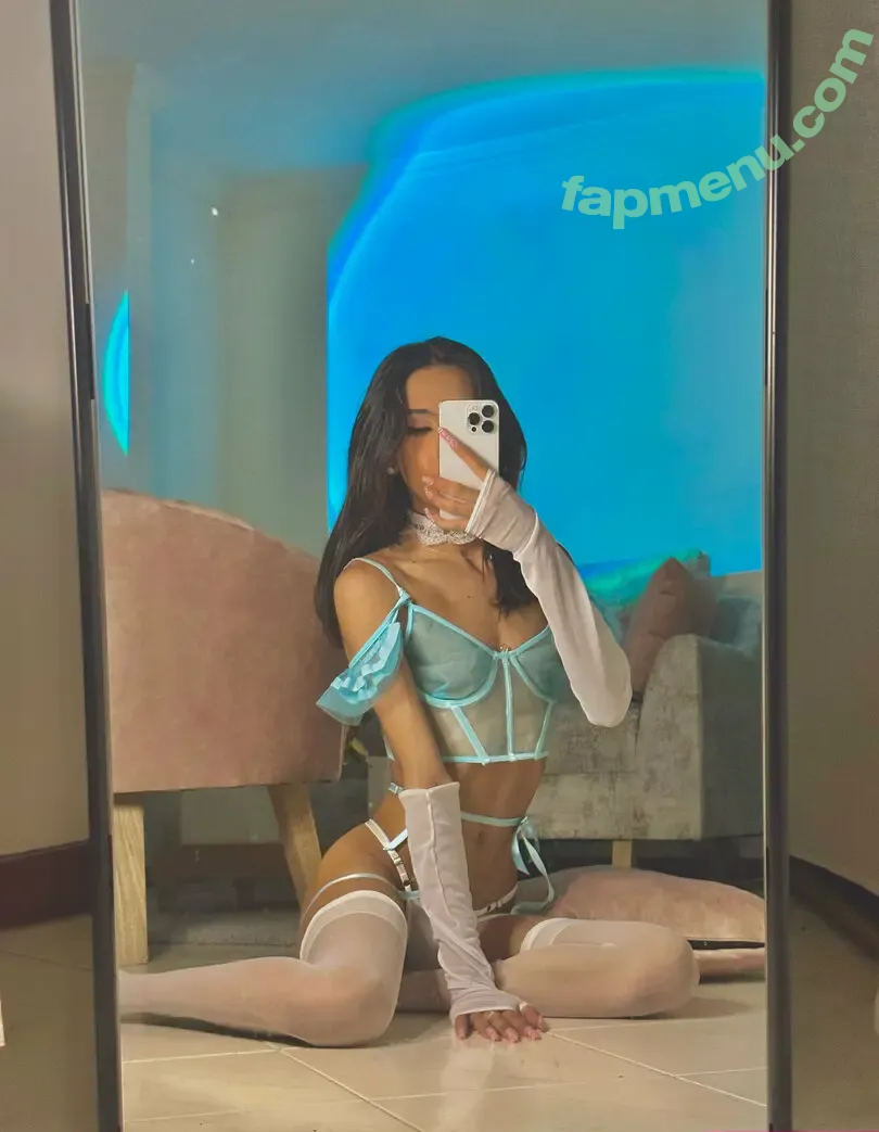 leilacannno nude photo #0007 (leilacannnno)