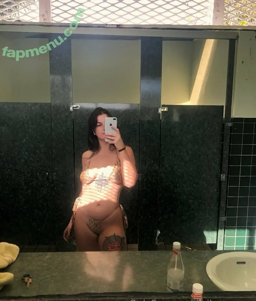 leilamoorex nude photo #0019 (leilamaeexo)