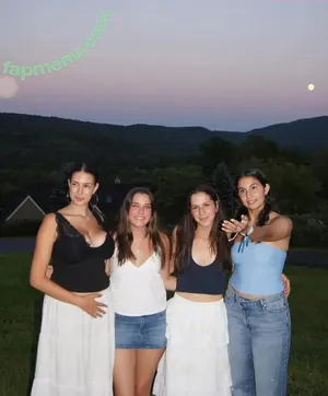 Leilani Azalea / leilaandazalea / leilaniazaleaa nude photo #0182