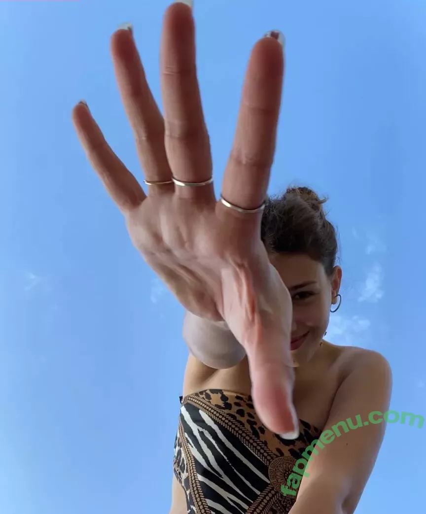 Leilani Azalea nude photo #0086 (leilaandazalea / leilaniazaleaa)