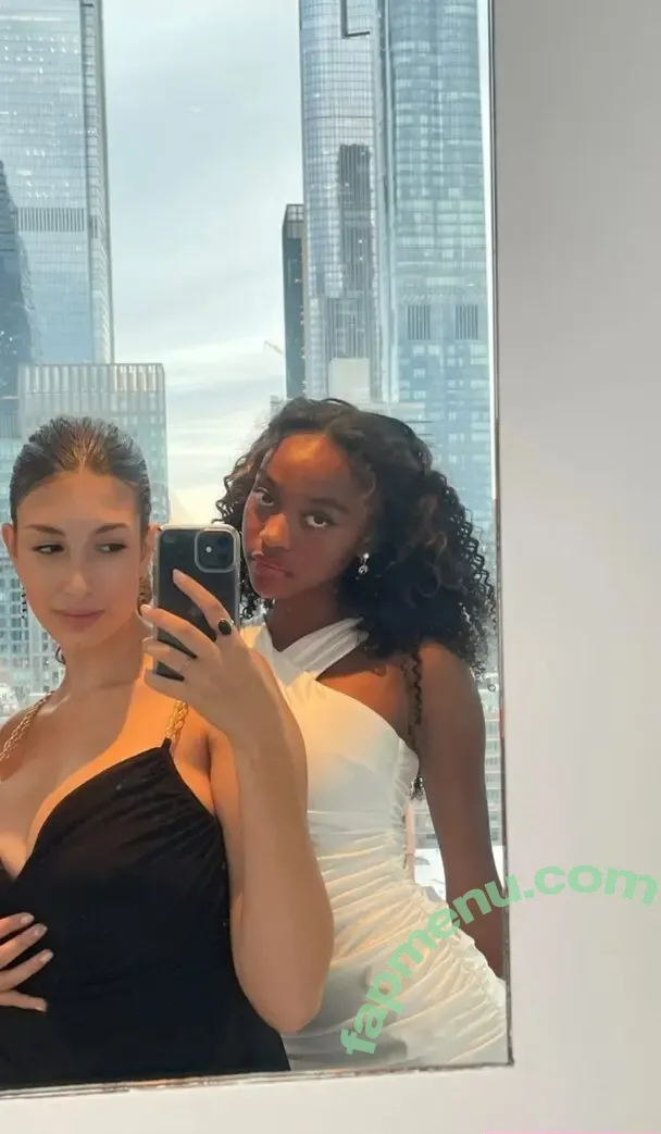 Leilani Azalea nude photo #0165 (leilaandazalea / leilaniazaleaa)