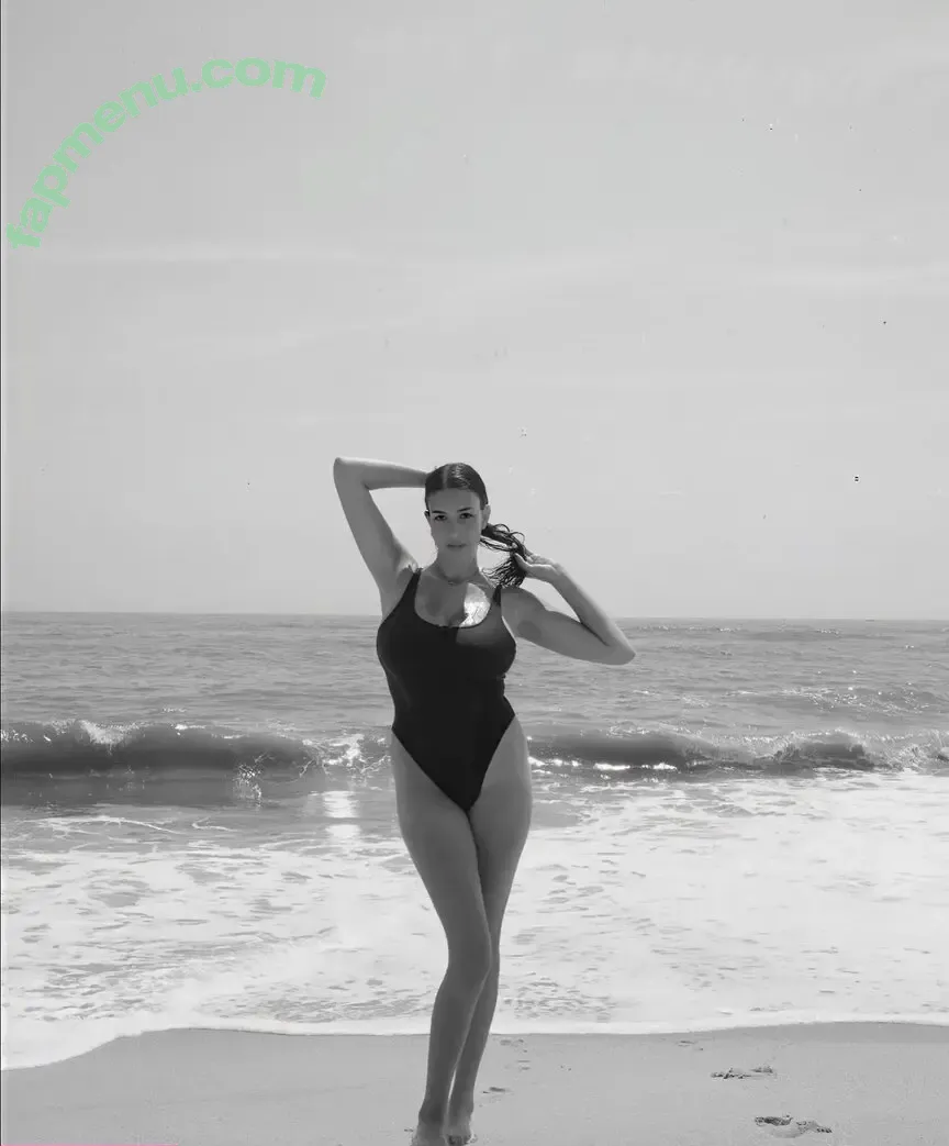 Leilani Azalea nude photo #0173 (leilaandazalea / leilaniazaleaa)