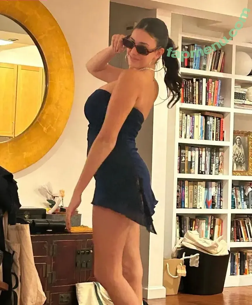 Leilani Azalea nude photo #0184 (leilaandazalea / leilaniazaleaa)