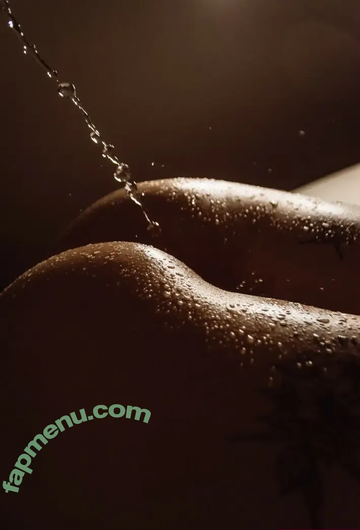 Leisy Lucy nude photo #0198 (Leisy_lucy / leisy_lucy_official / leisylucy)