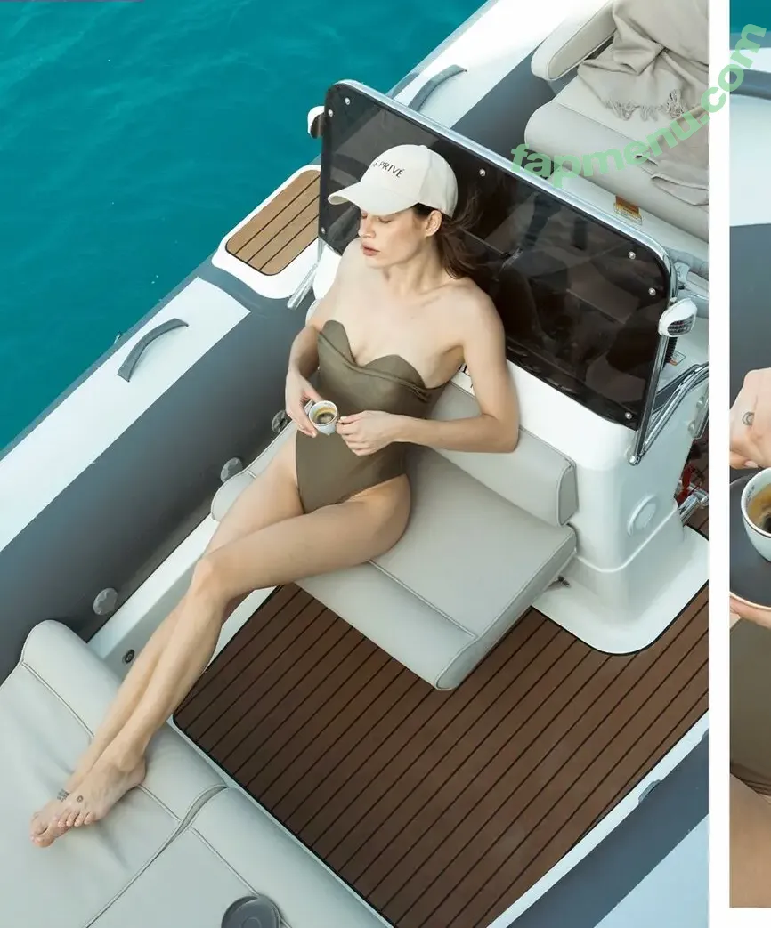 leleberlin nude photo #0014 (Lea Naumann)