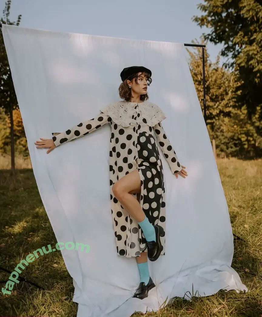 leleberlin nude photo #0035 (Lea Naumann)