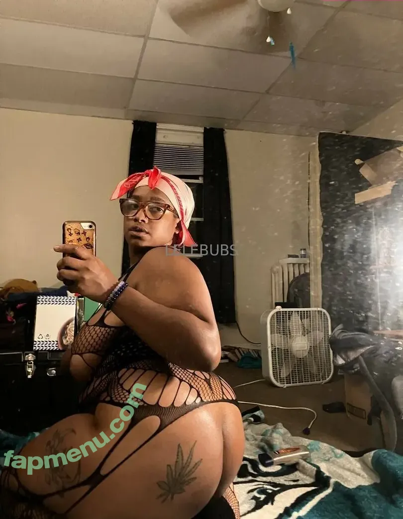 lelelynn nude photo #0011 (leandrashellman)