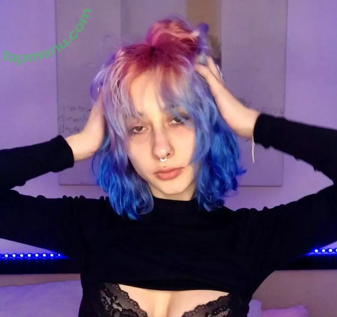 leliloo nude photo #0098 (lelilou.official)