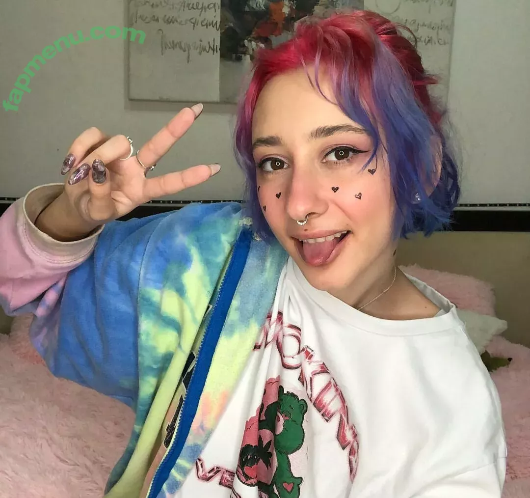 leliloo nude photo #0125 (lelilou.official)
