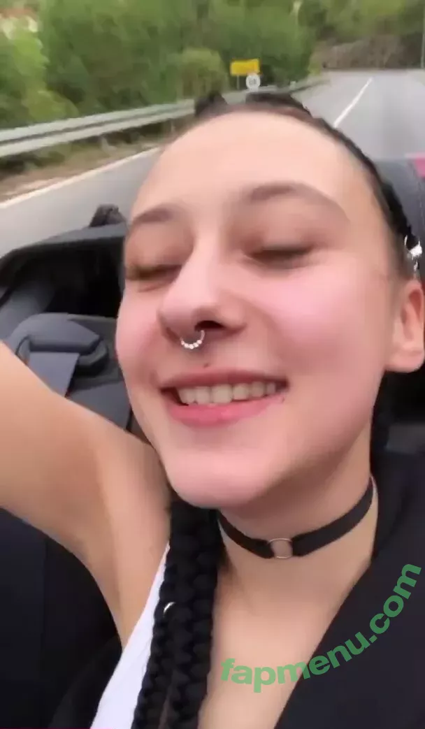 leliloo nude photo #0156 (lelilou.official)