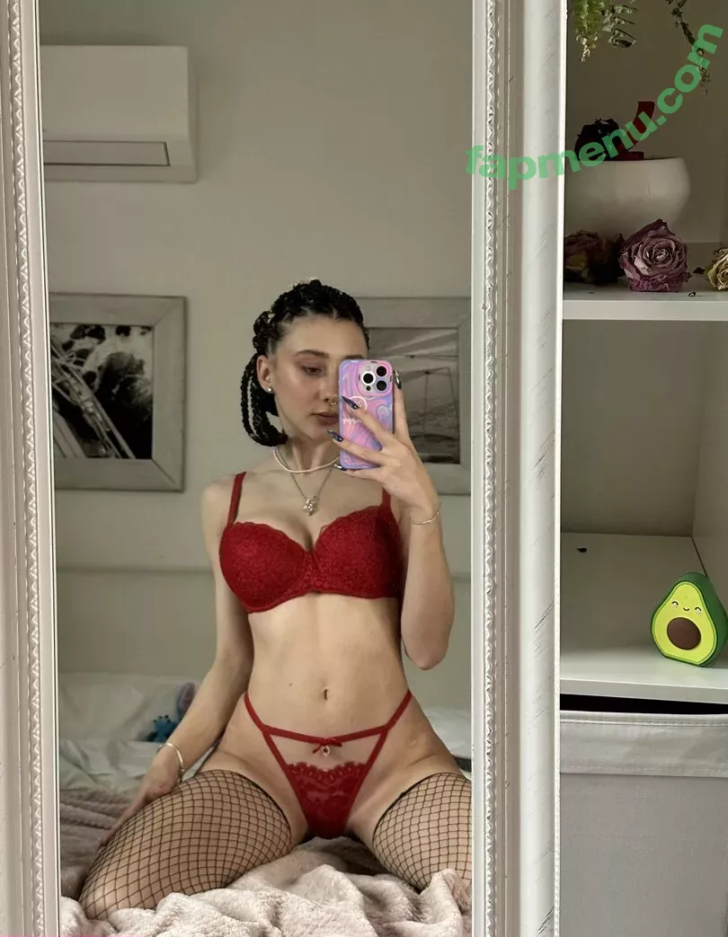 leliloo nude photo #0249 (lelilou.official)