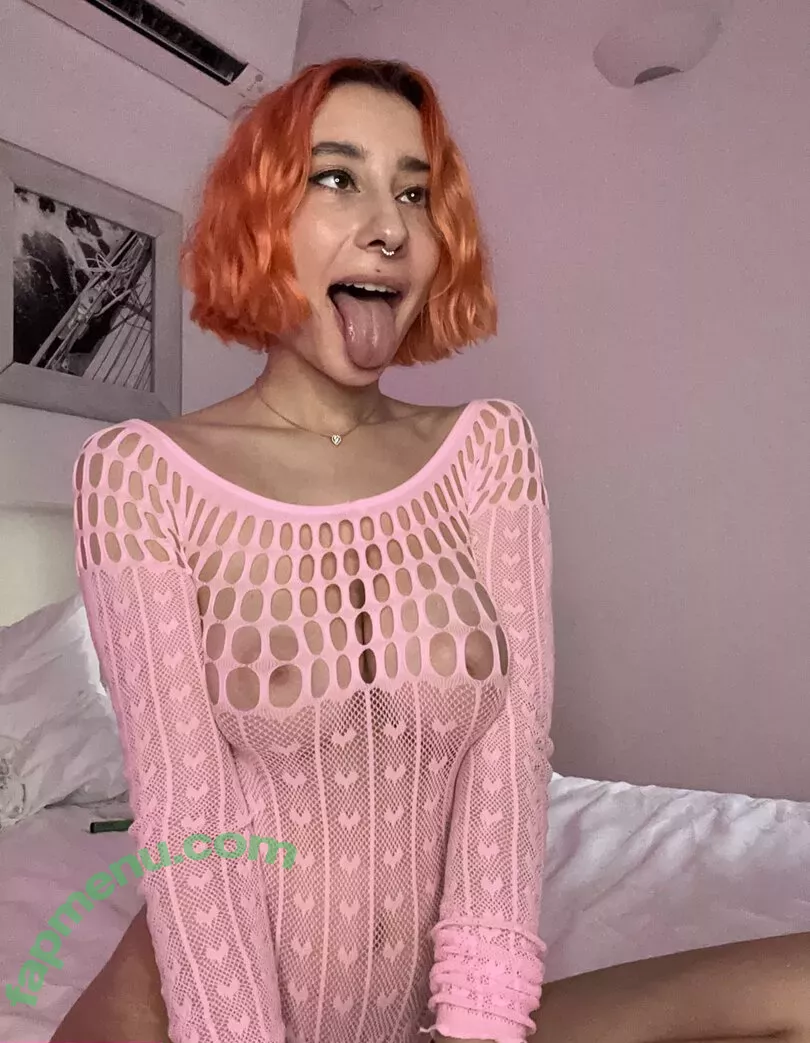 leliloo nude photo #0471 (lelilou.official)