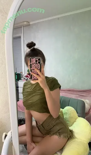 lelyamt / leyla_pie nude photo #0073