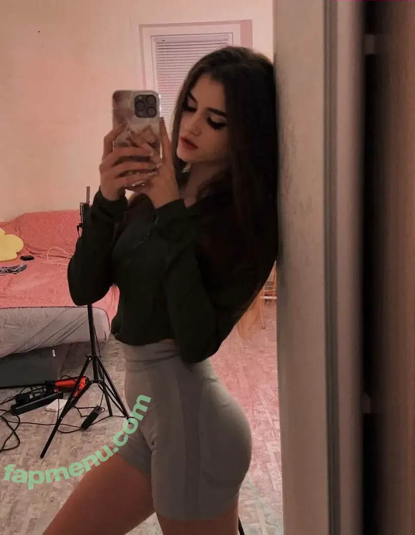 lelyamt nude photo #0067 (leyla_pie)