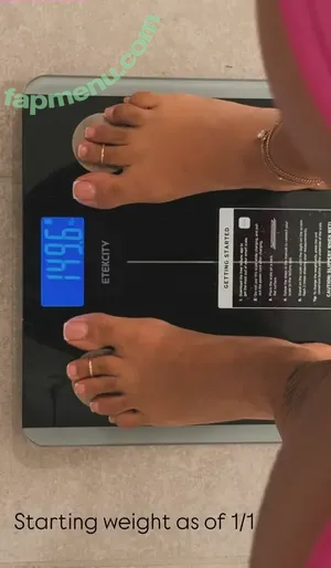 lemmnarla / thicklatina30 nude photo #0013