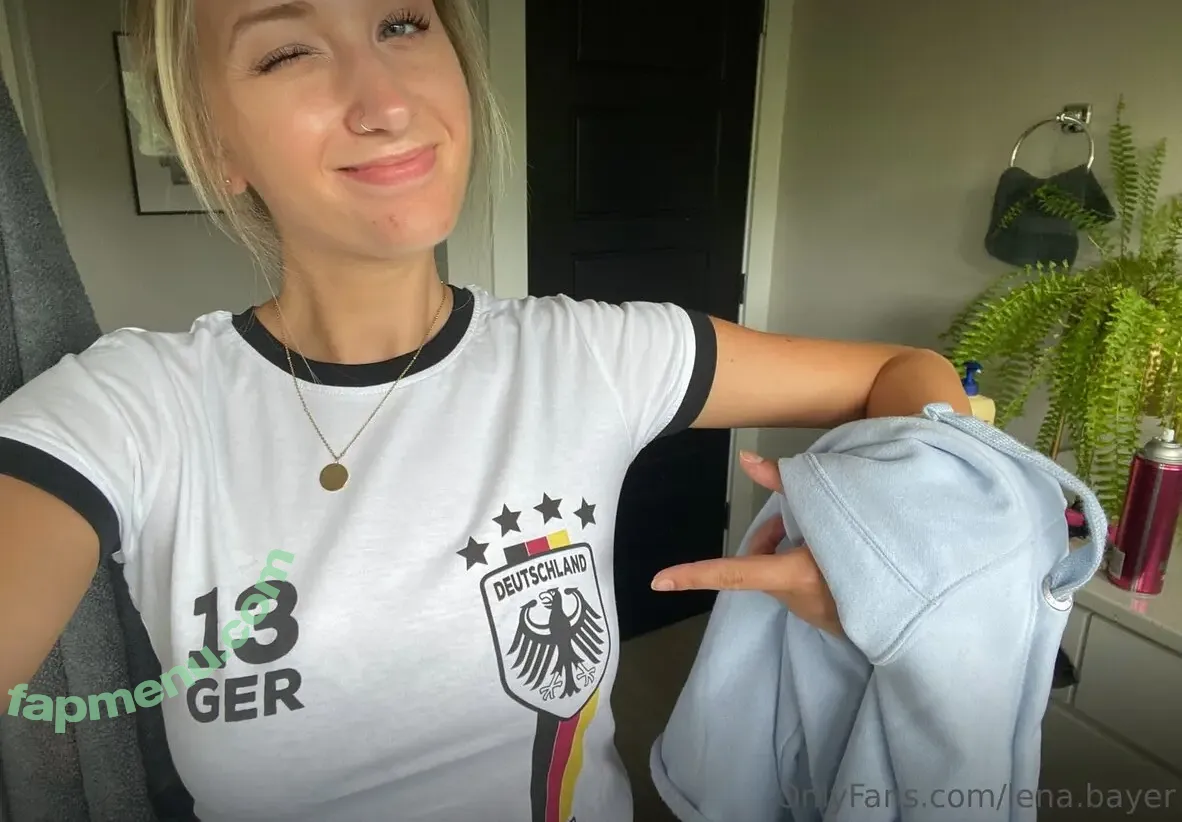 Lena.bayer nude photo #0036 (lenabayer_)