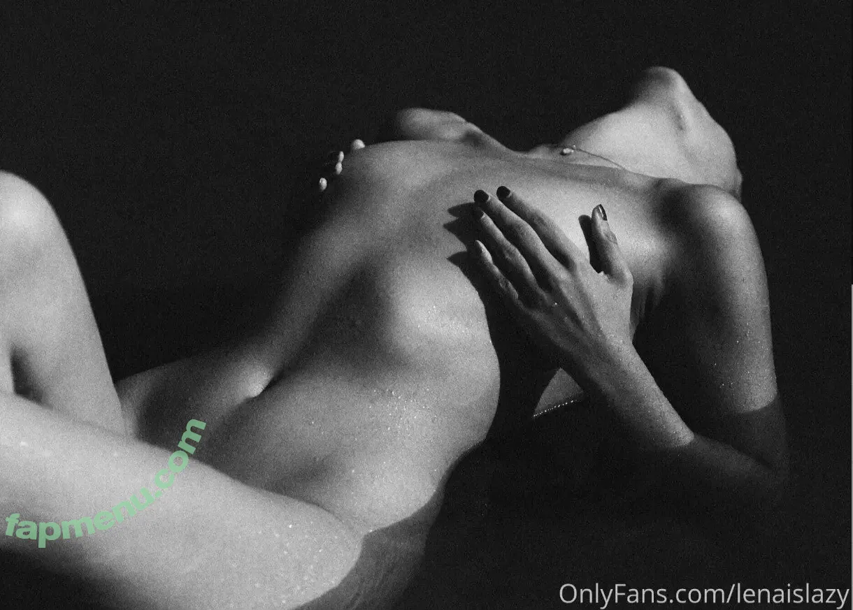 Lena Beermann nude photo #0026 (lenabeermann_ / lenaislazy)