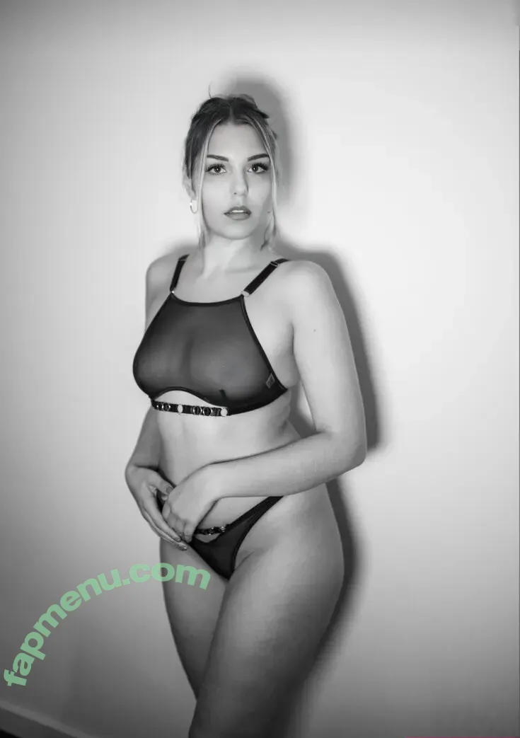 Lena Beermann nude photo #0038 (lenabeermann_ / lenaislazy)