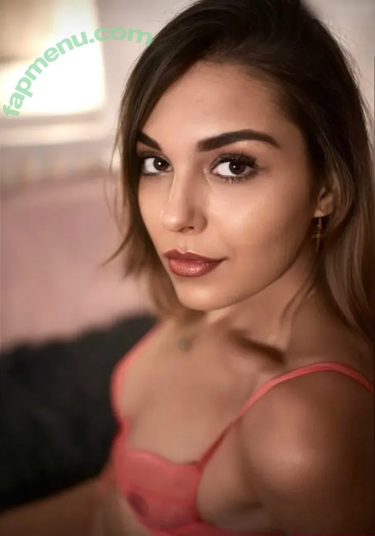 Lena Beermann nude photo #0095 (lenabeermann_ / lenaislazy)