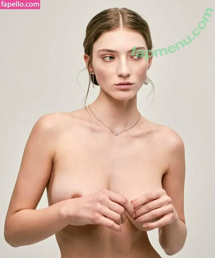 Lena Bussolino nude photo #0016 (bsslena / lenaisapeach)