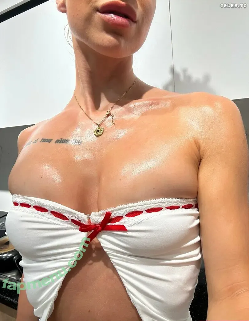 Lena Falk nude photo #0046 (lenafalk / pauli.scht / paulina_scht / portfolio)