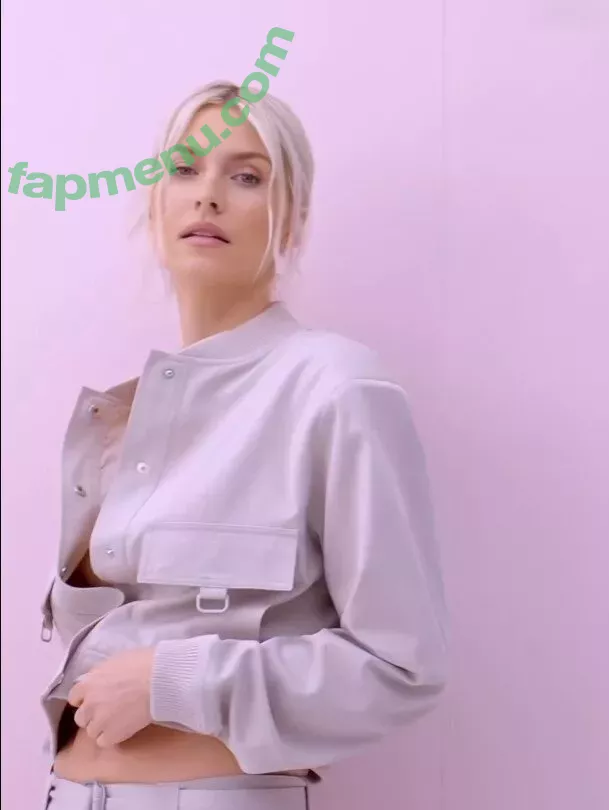 Lena Gercke nude photo #0738 (LenGercke / LenaGerckeOfficial / lenagercke)