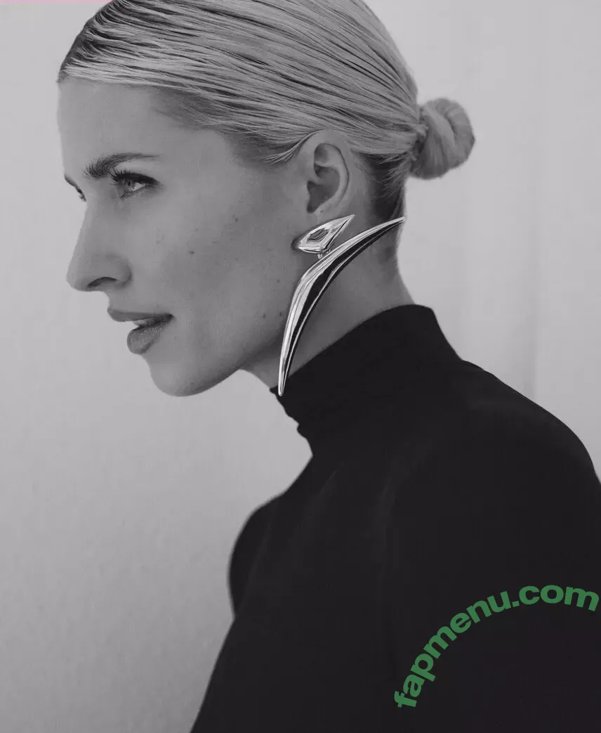 Lena Gercke nude photo #0760 (LenGercke / LenaGerckeOfficial / lenagercke)