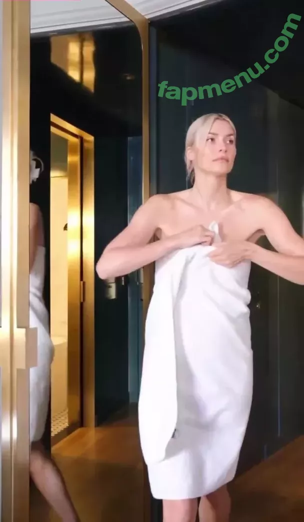 Lena Gercke nude photo #0772 (LenGercke / LenaGerckeOfficial / lenagercke)