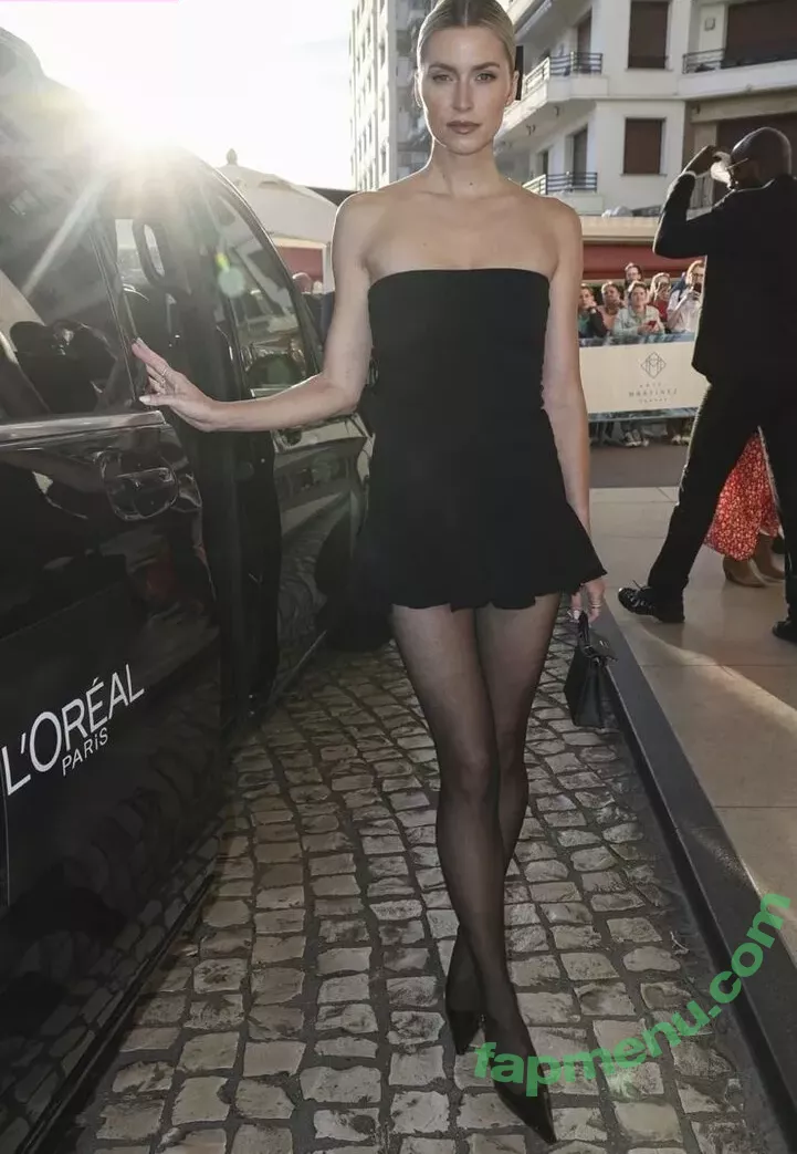 Lena Gercke nude photo #0843 (LenGercke / LenaGerckeOfficial / lenagercke)