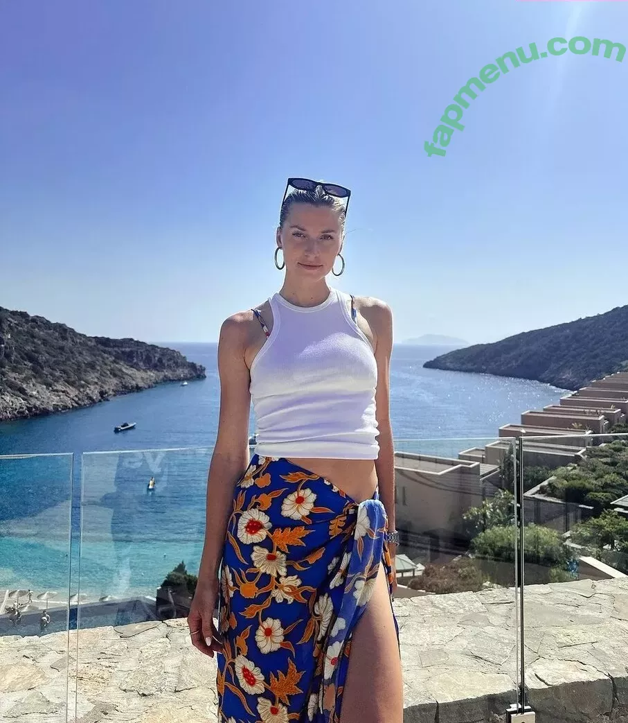 Lena Gercke nude photo #0853 (LenGercke / LenaGerckeOfficial / lenagercke)