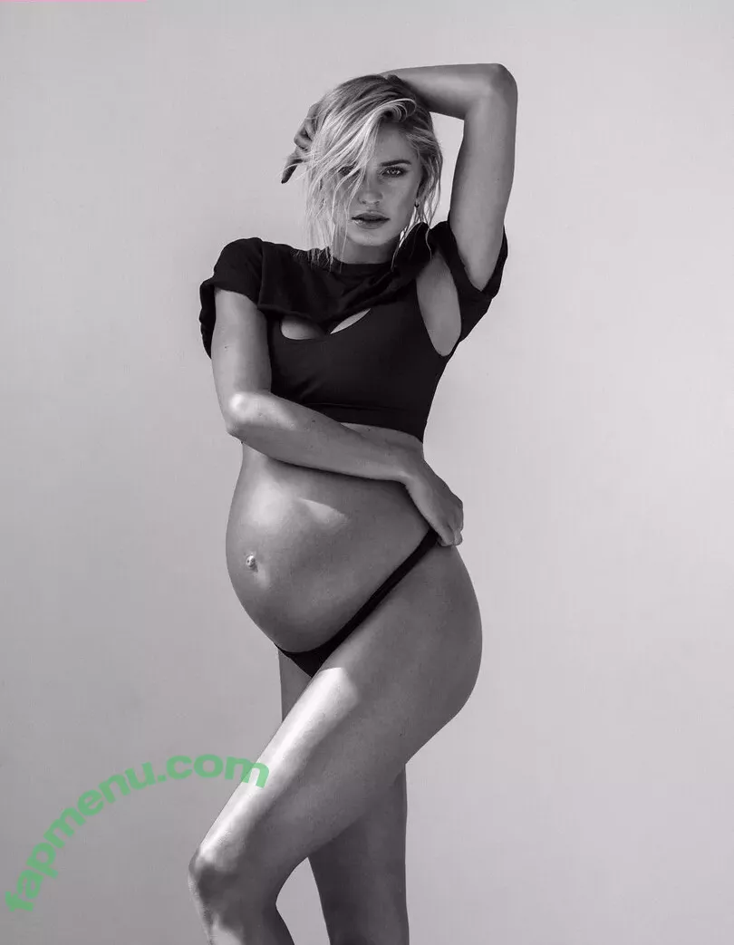 Lena Gercke nude photo #0889 (LenGercke / LenaGerckeOfficial / lenagercke)