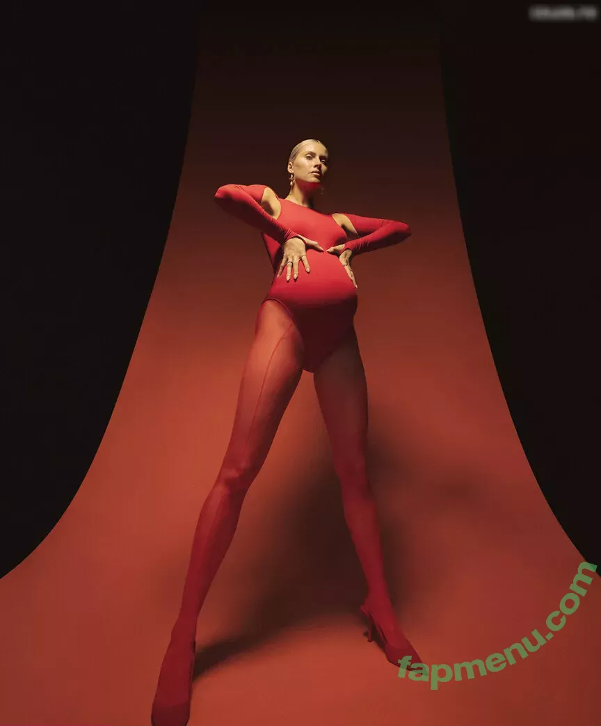 Lena Gercke nude photo #0892 (LenGercke / LenaGerckeOfficial / lenagercke)