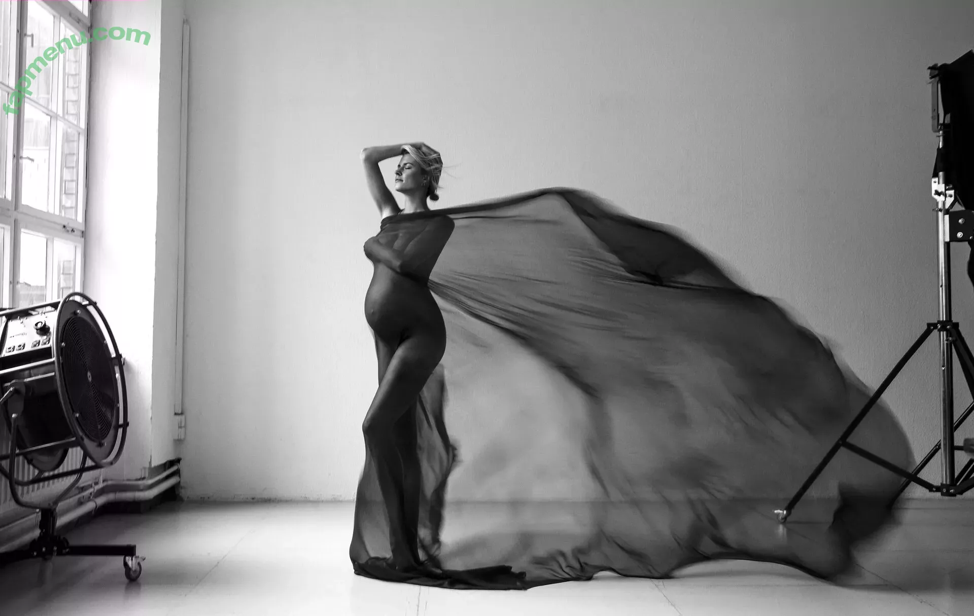 Lena Gercke nude photo #0893 (LenGercke / LenaGerckeOfficial / lenagercke)