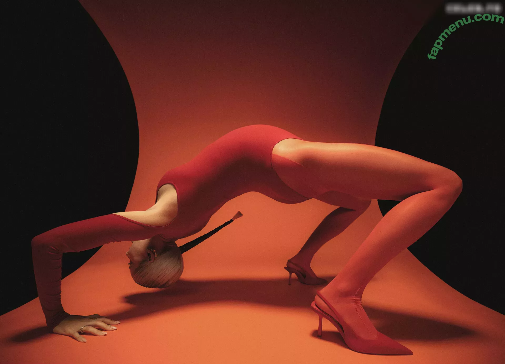 Lena Gercke nude photo #0903 (LenGercke / LenaGerckeOfficial / lenagercke)