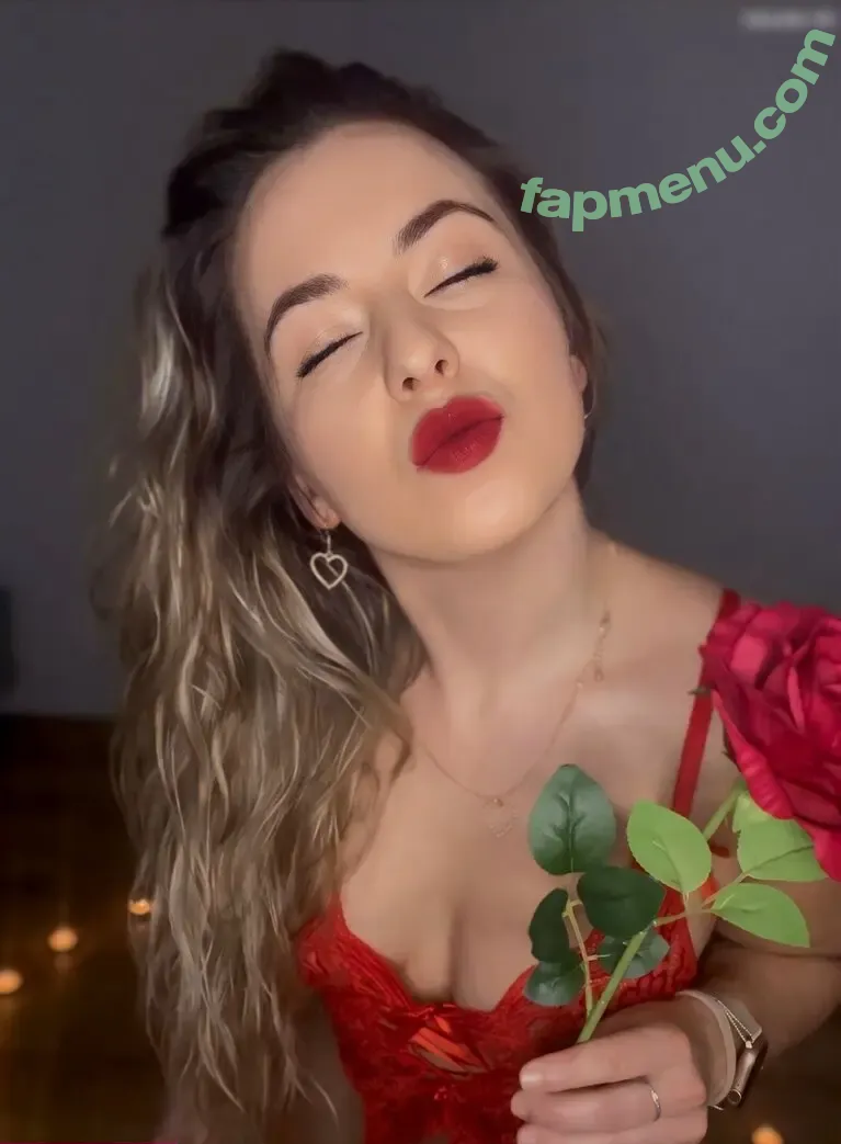 Lena Hammer nude photo #0005 (lena.hammer)